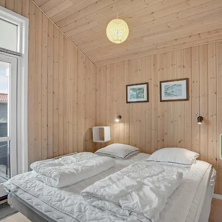 Casa vacanze Lovely Home In Ulfborg With Wifi