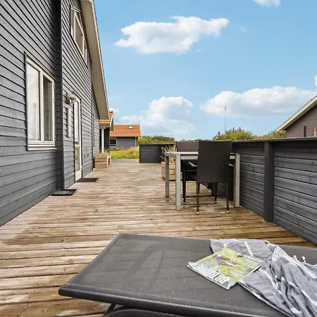 Lovely Home In Ulfborg With Wifi